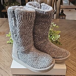UGG tall knit sequin sparkley boot  size 13